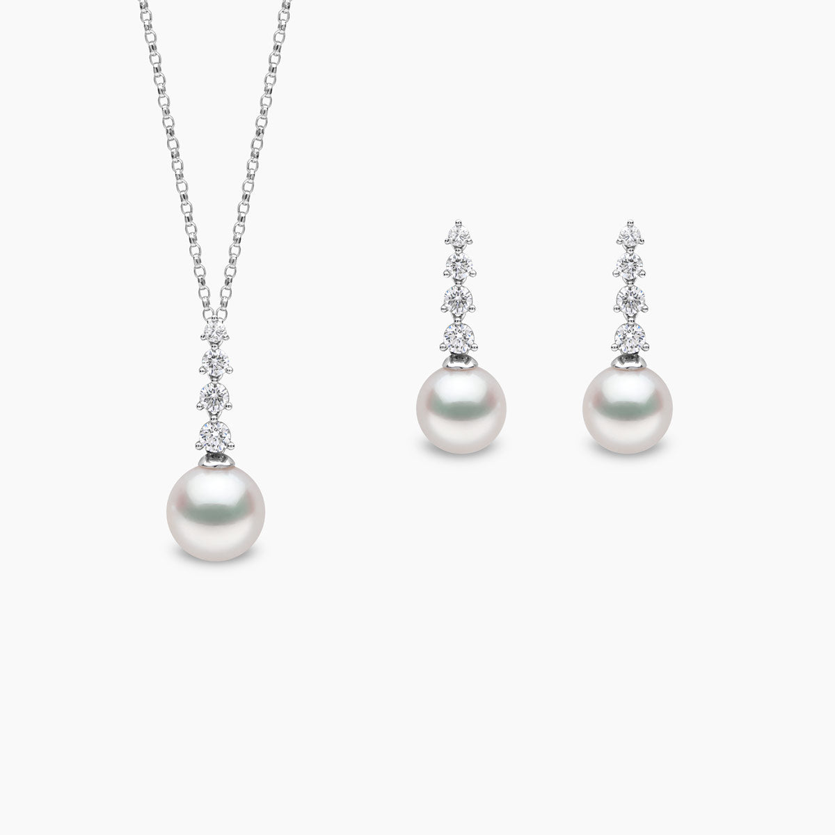 Diamond Classic 18K Gold Akoya Pearl Earring and Pendant set