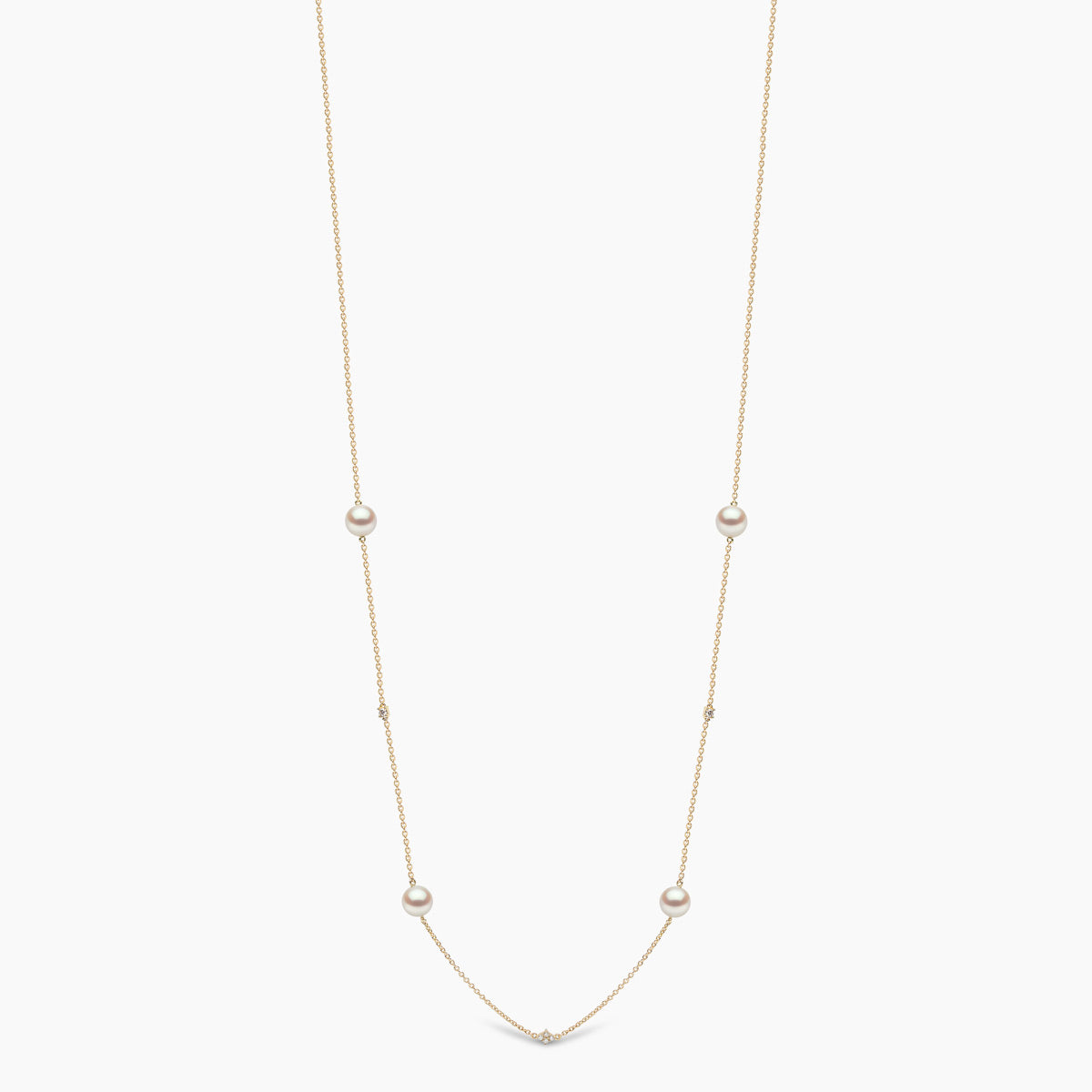 Yellow Gold / White Japanese Akoya