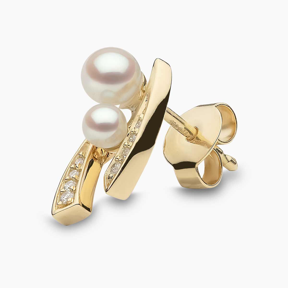 Yellow Gold / White Freshwater