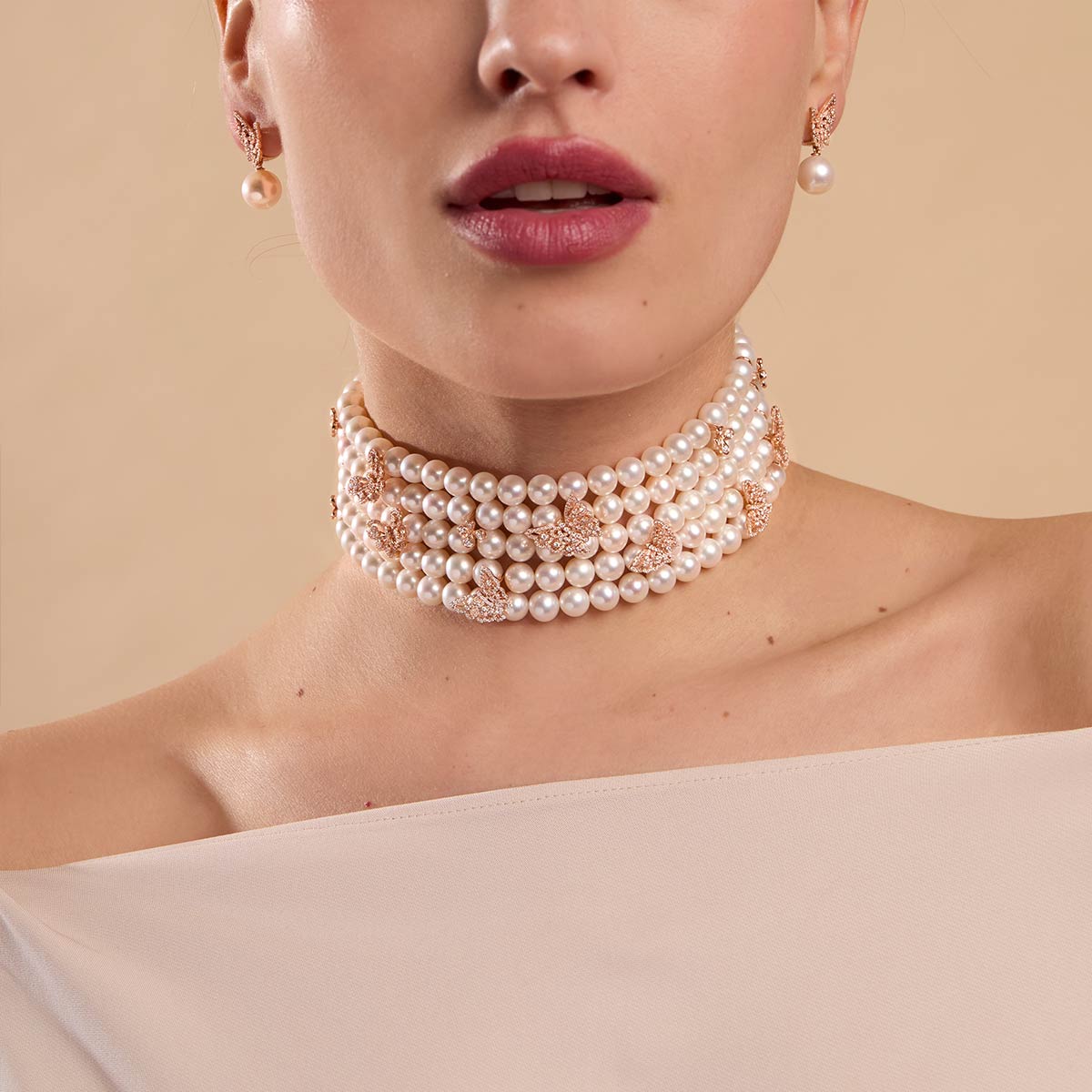 Rose Gold / White Freshwater