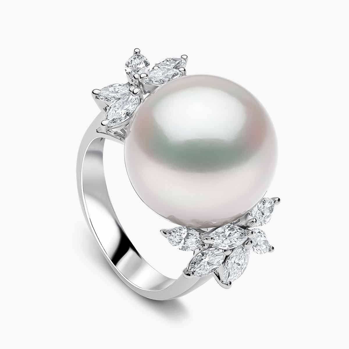 Duchess South Sea Pearl and Diamond Mini Flutter Ring | Yoko London