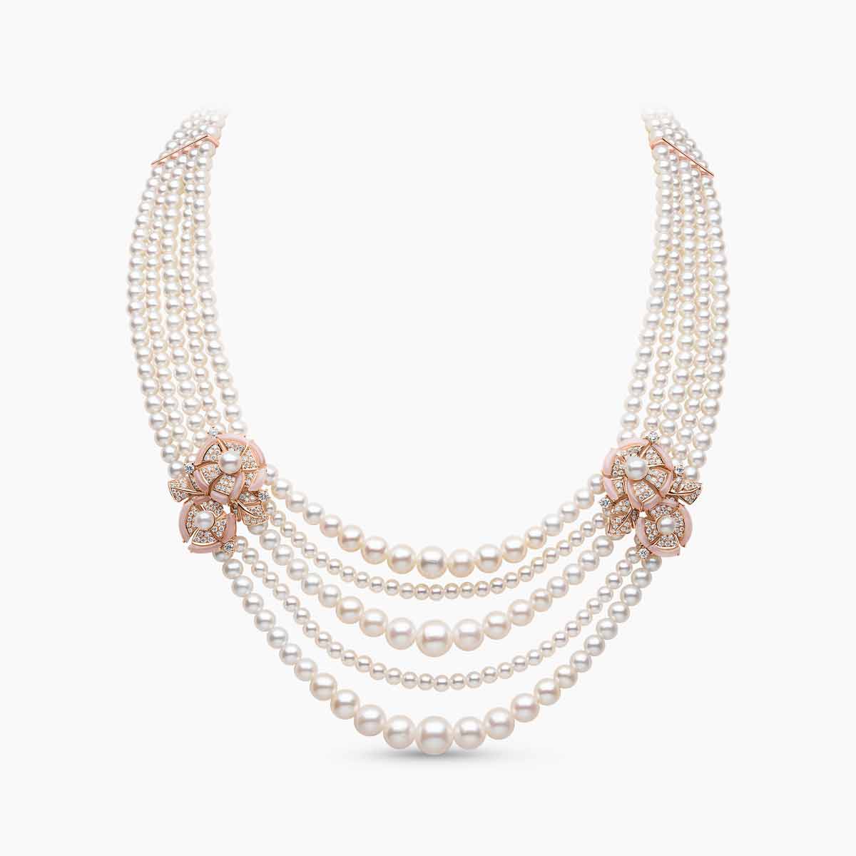 Rose Gold / White Freshwater