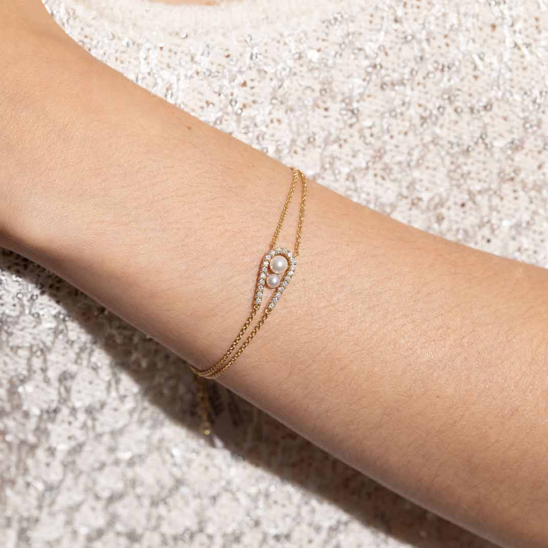 Yellow Gold / White Japanese Akoya