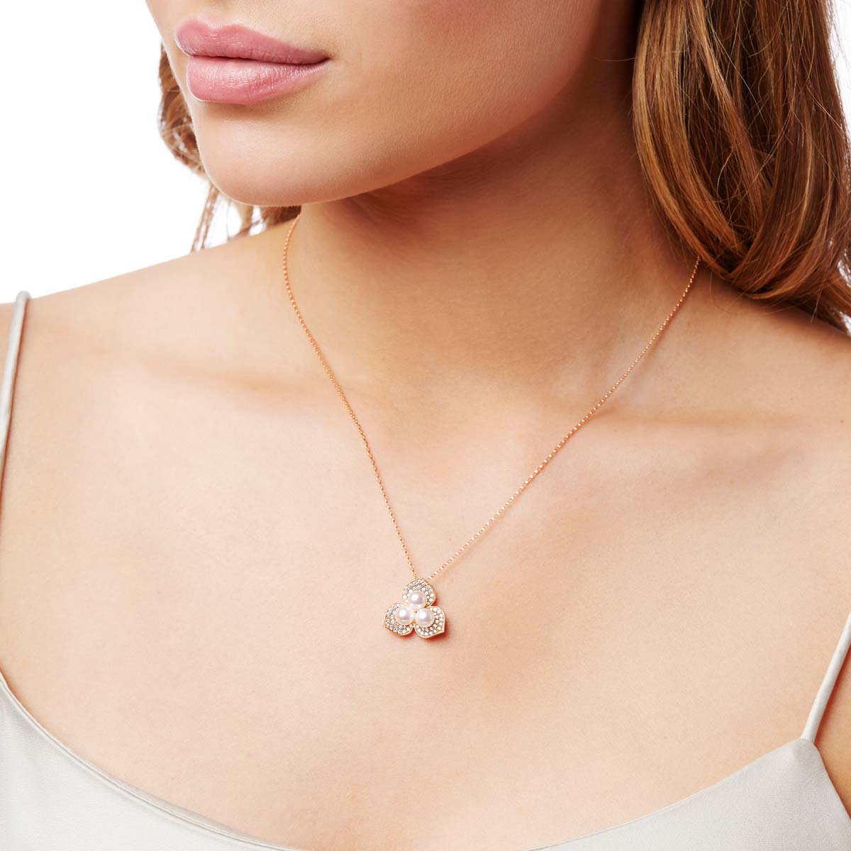Petal Akoya Pearl & Diamond Blossom Pendant | Yoko London