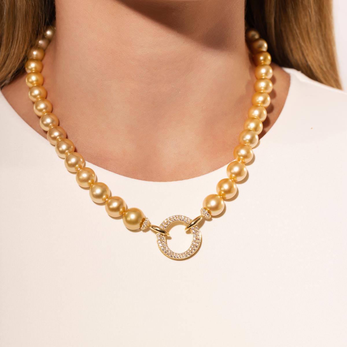 Yellow Gold / Golden Indonesian South Sea