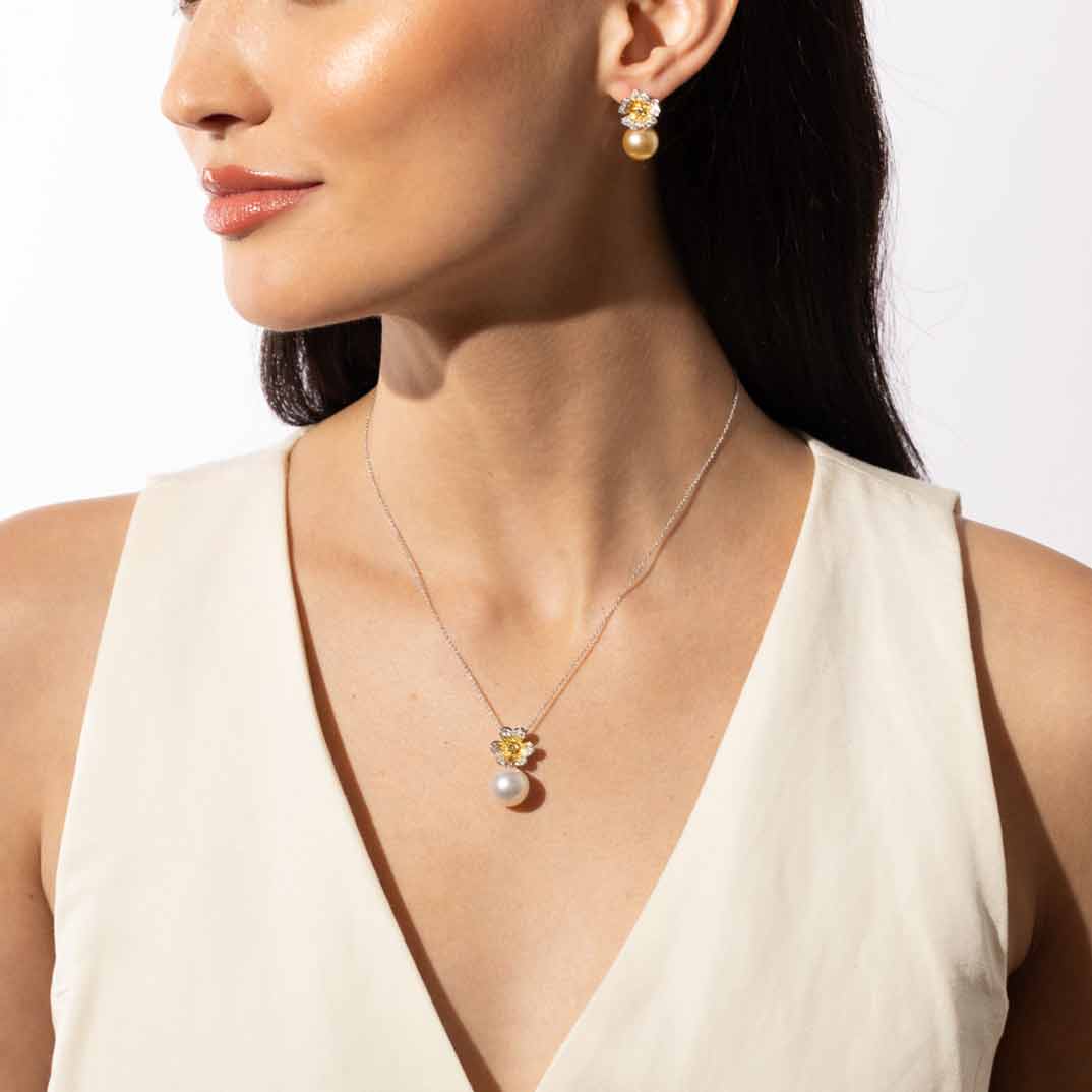 White Gold / Golden Indonesian South Sea