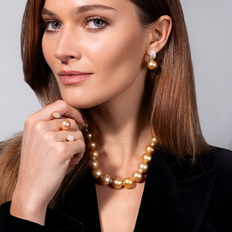 White Gold / Golden Indonesian South Sea