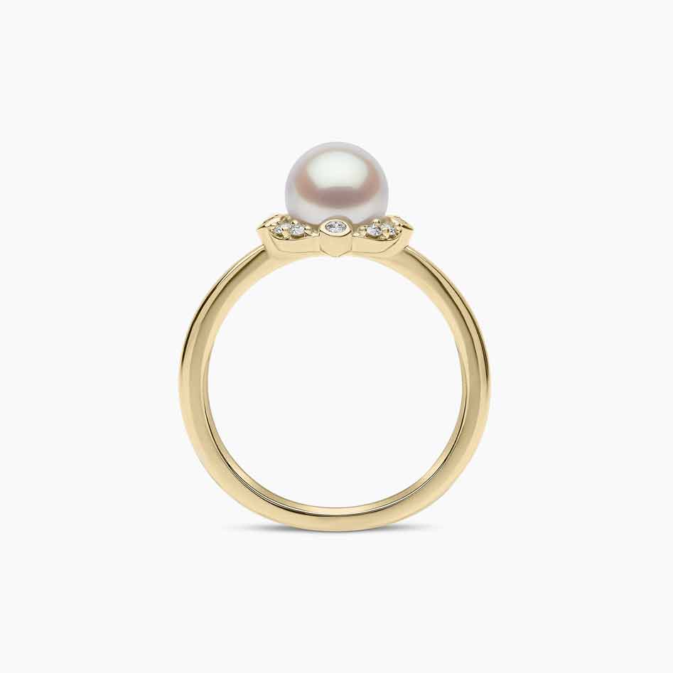 Yellow Gold / White Freshwater
