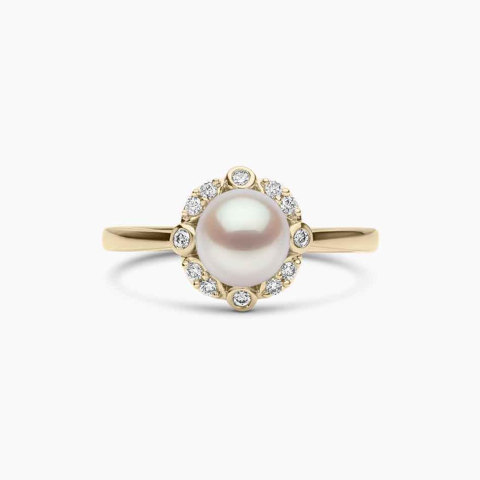 Yellow Gold / White Freshwater