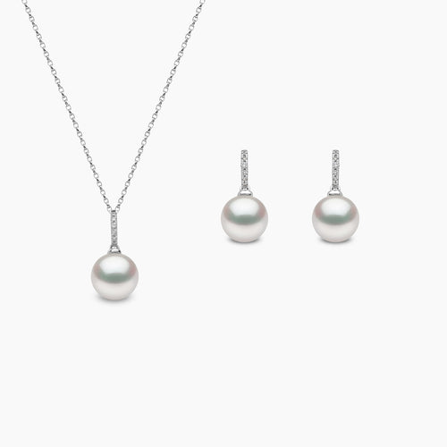 Classic 18K Gold Freshwater Signature Drop Earring and Pendant Set